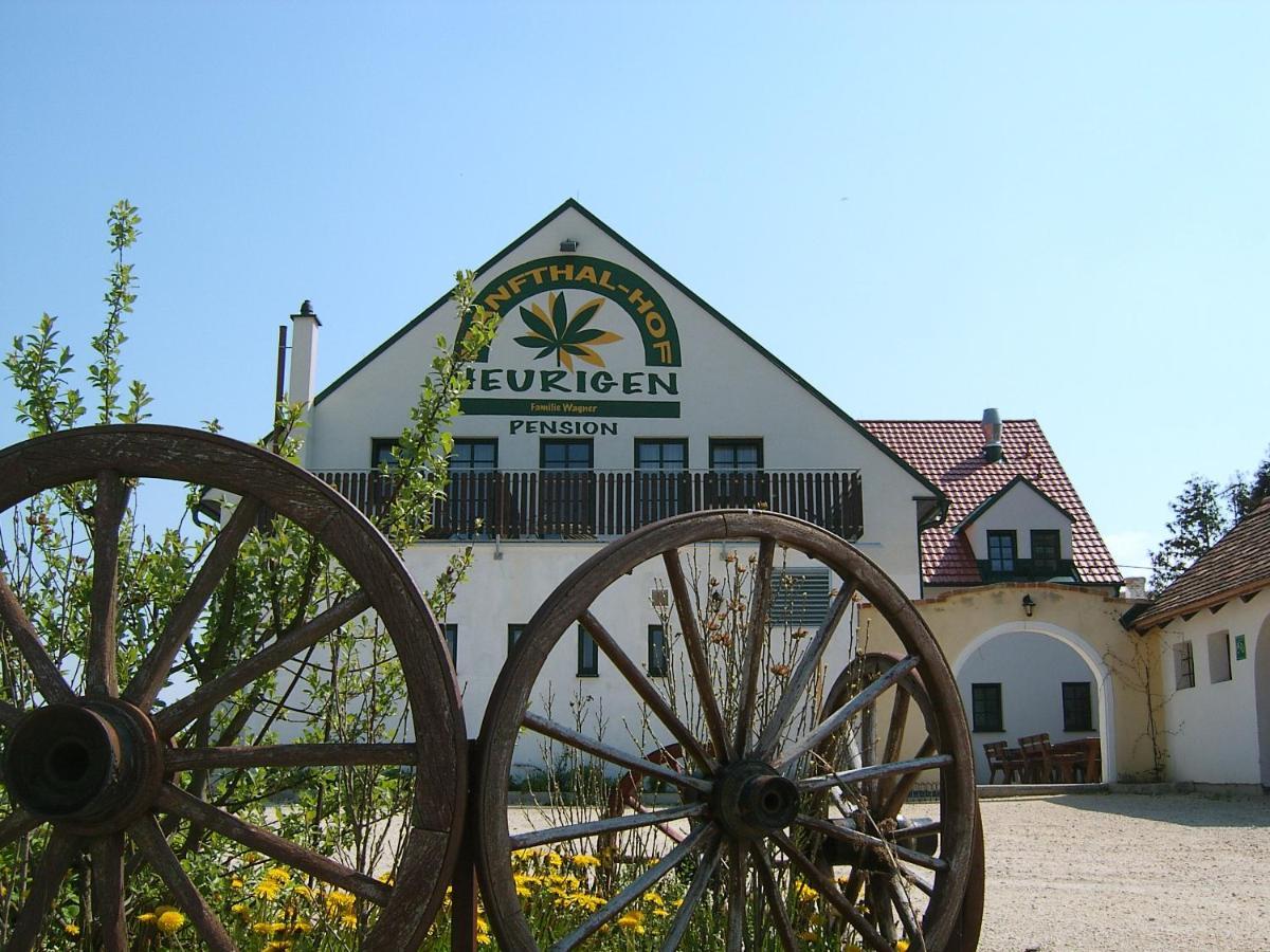 Hanfthal-Hof Laa an der Thaya Buitenkant foto